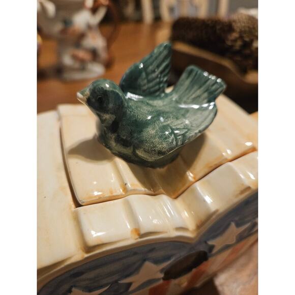 *RARE* Vintage DEPARTMENT 56 Americana Bird House TEA POT Flag 9-1/2" x 7" - Picture 3 of 5